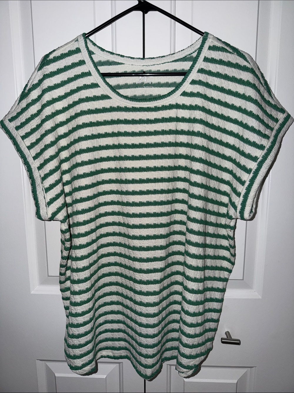 Maurices Striped Green & White Women’s Casual Top